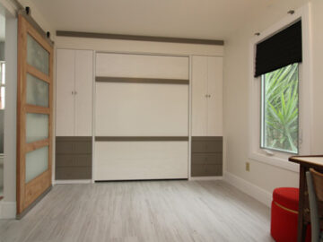 Real Wood Custom Siena Queen Vertical Murphy Wall Bed with Flat Face and Hidden Leg. Horizontal Panel to Accommodate Horizontal Trim Pieces to Cover Seams, with additional Horizontal 3" Flat Trim on Bottom Section of Murphy Wall Bed. Shown in Two-Tone Solid Bright White and SW Elephant Ear on Oak.