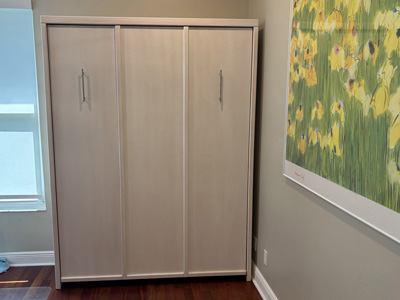 Savona Queen Vertical Murphy Wall Bed with 2 Vertical Face Trims shown in Accent White on Maple