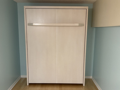 Siena Queen Vertical Murphy Wall Bed with Flat Face, Center Seam, 7”d Shelf Leg shown in Accent White on Maple